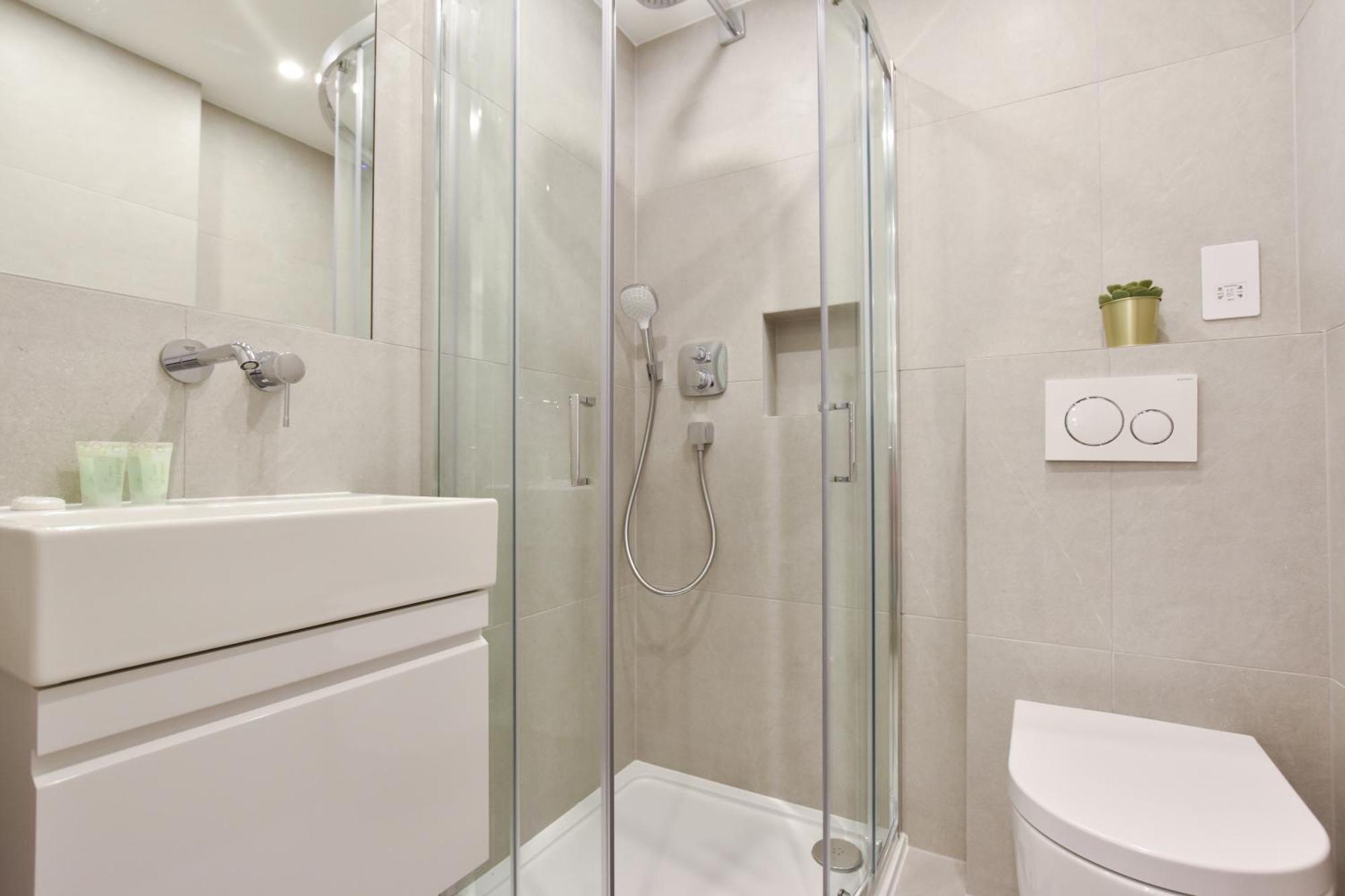 Earls Court East Serviced Apartments By Stayprime London Exterior photo